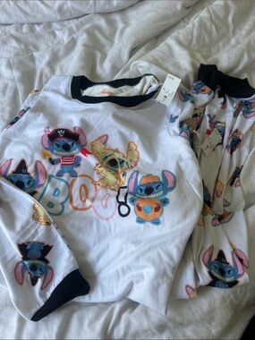 Disney White Stitch Halloween Pajama Set with Blue and Black Accents